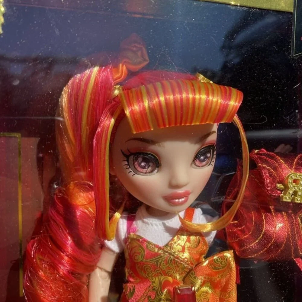 Rainbow High Junior High Laurel Devious Fashion‎ Doll New with box